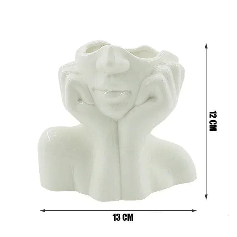 Elegant Ceramic Vase – A Versatile Centerpiece for Any Room