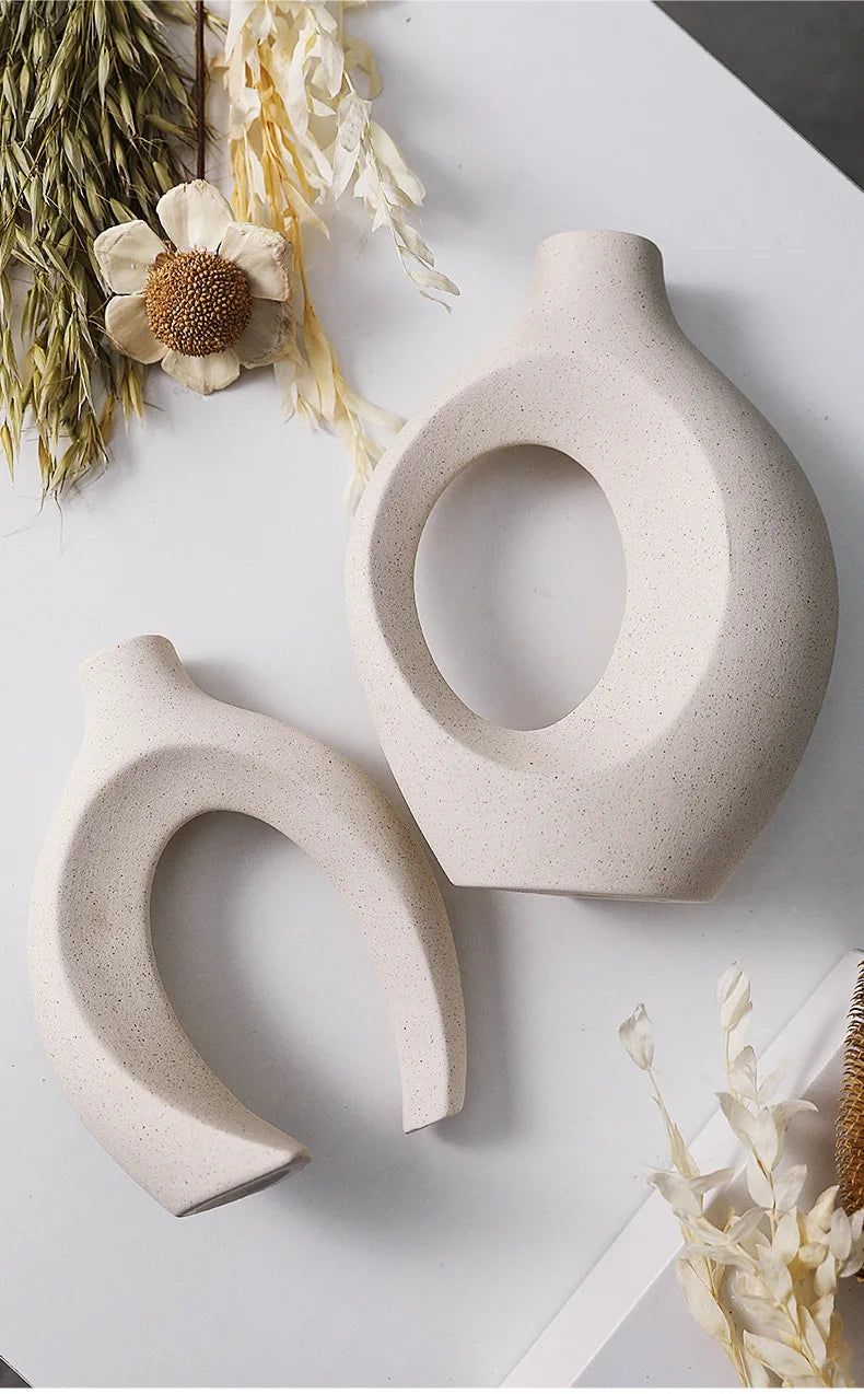 "Snuggle" Combination Vase – A Symbol of Unity and Artistry