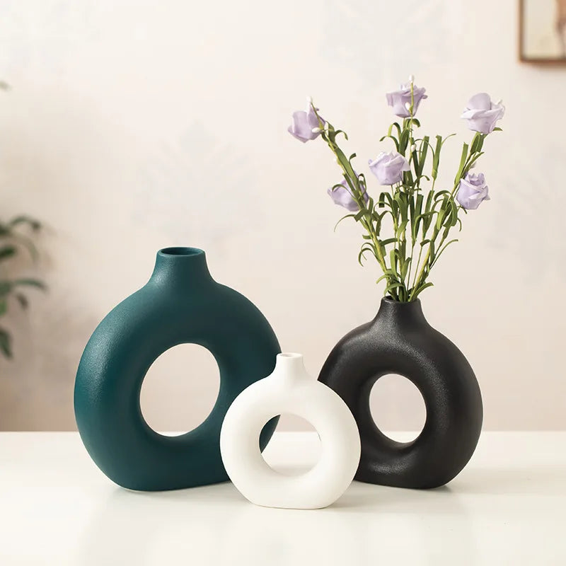 "Donuts" Ceramic Vase – Uniquely Stylish and Functional