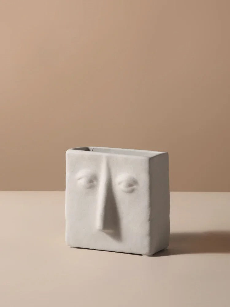 Nordic Picasso Creative Ceramic Face Vase – Artistic Elegance for Your Home